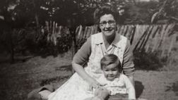 The Manleys and the Hunts—The Secret History of My Family A Social History
